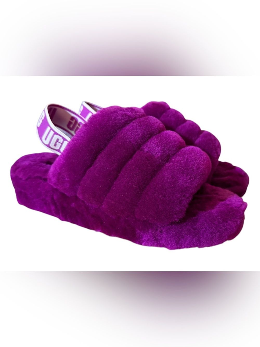 UGG Fluff Yeah Slide in Berrylicious, Size 9